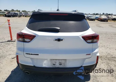 2021 Chevrolet Trailblazer Rs z USA, uszkodzony, nr VIN KL79MTSL5MB087180